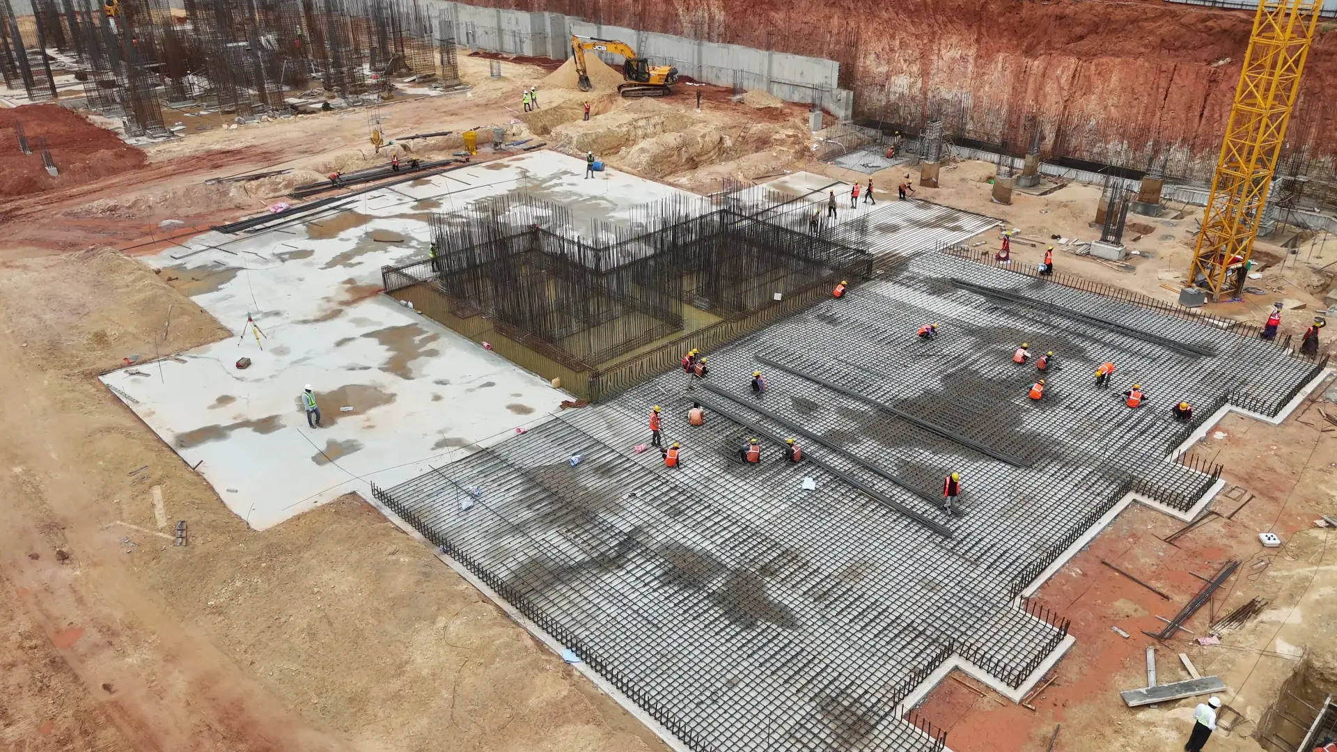 Basement retaining walls and reinforcement work